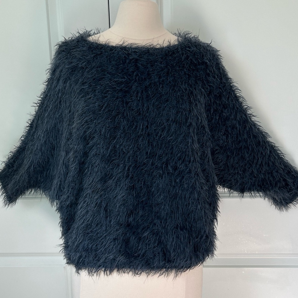 LA’t by L’agence  size L Fluffy Shaggy Dolman 3/4 sleeve Wedge Sweater